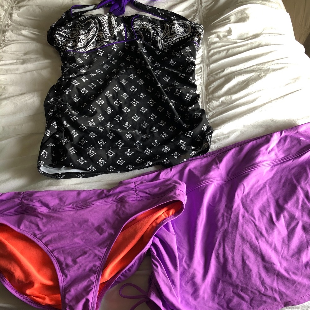 Athleta Tankini with bottom and skirt NWOT